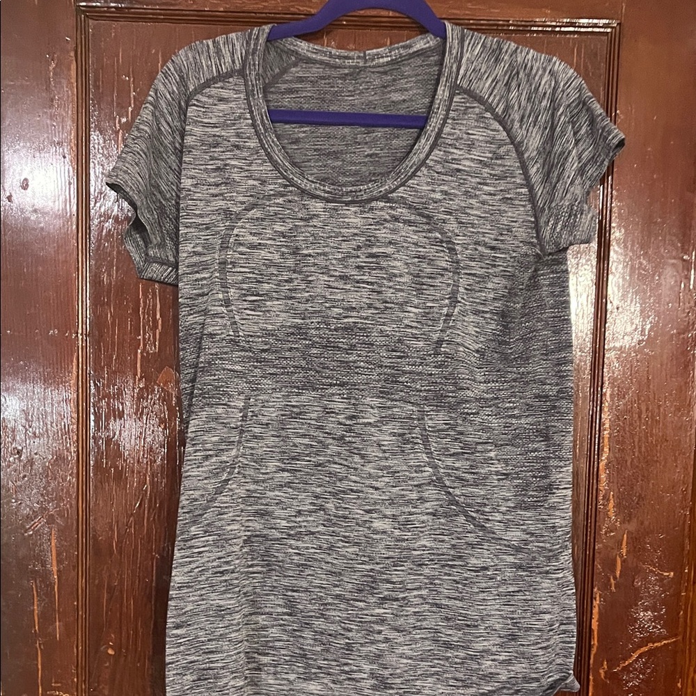 Lululemon Athletica Charcoal Short Sleeve Tee